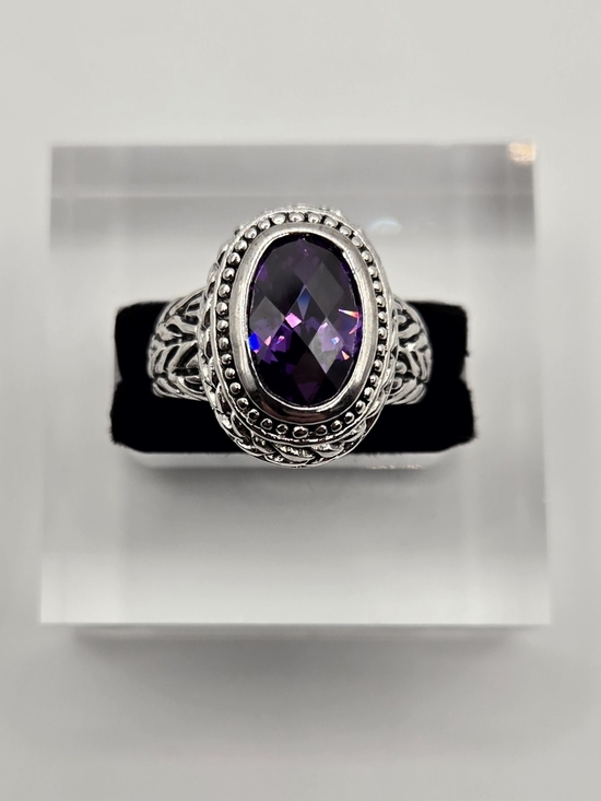 Jewelry - Amethyst Style Ring Size 7 – Vintage Statement